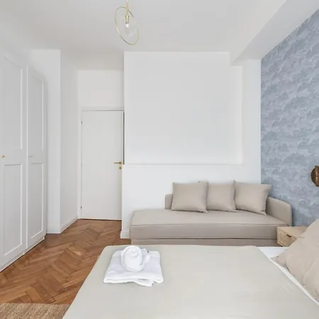 Easylife - Attico Di Stile E Comfort A P Venezia Milan