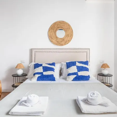 Easylife - Attico Di Stile E Comfort A P Venezia * Milan